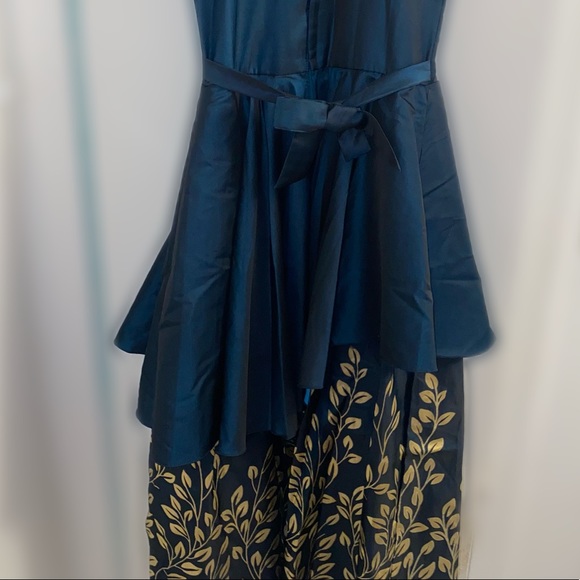 Traditional Eid Gown for kids- - Picture 5 of 8